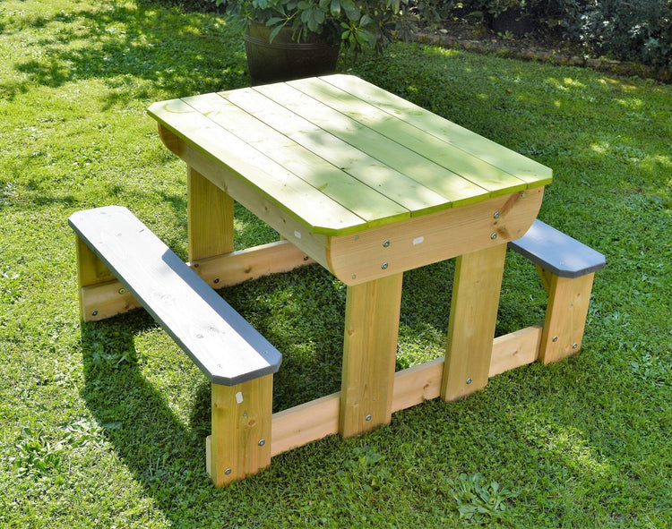 Wendi Toys. T2 Deluxe Picnic Table with Benches