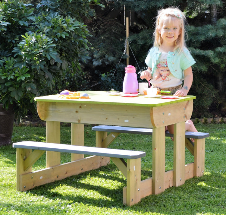 Wendi Toys. T2 Deluxe Picnic Table with Benches